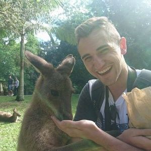 Meet your Posher, Alex